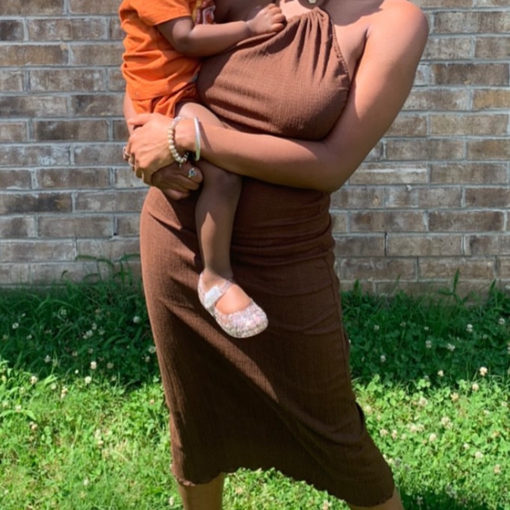 Brown crinkle halter neck backless dress